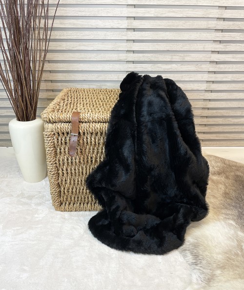 Economy plain black faux fur bedspread