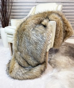 Luxury tri coloured fake fur blanket