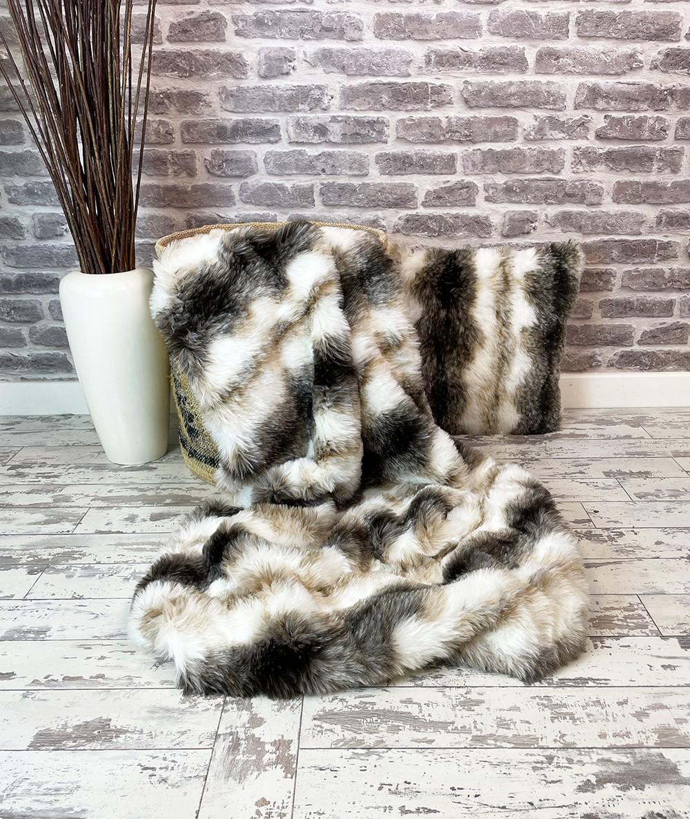 Italian Wolf, economy faux fur throw and cushion