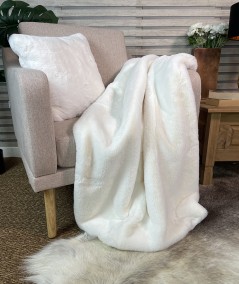 Luxury, soft, extra large cream fur blanket