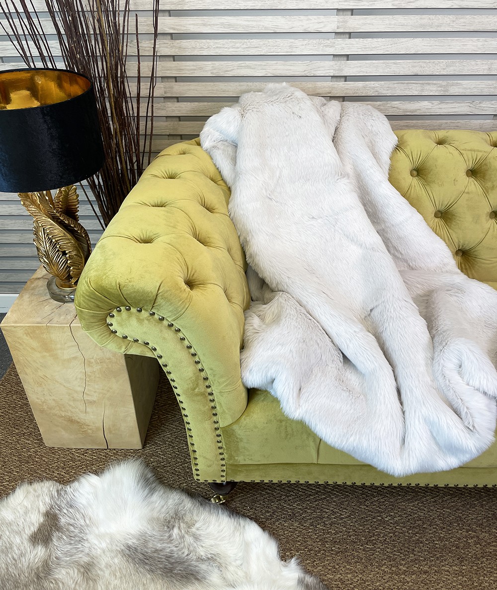 Plain faux fur blanket