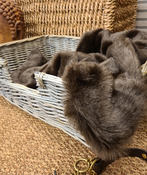 Luxury fur pet blanket