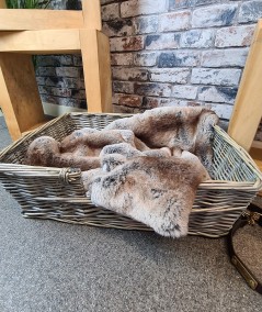 Luxury fur pet bed blanket