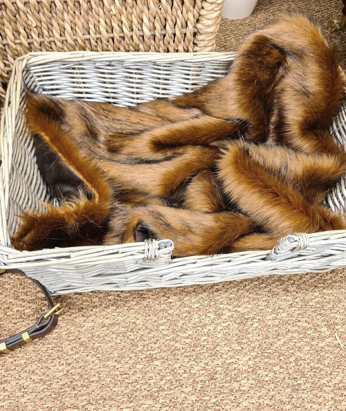 Luxury long haired brown blanket for pets