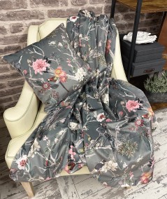 Luxury Chinoiserie velvet throw