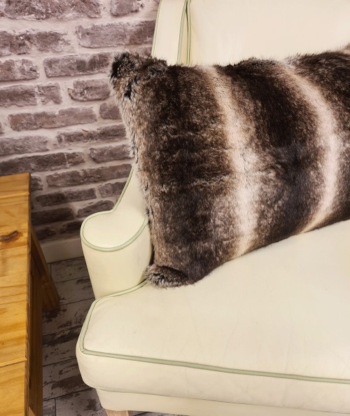 Luxury striped rectangular fur cushion covers