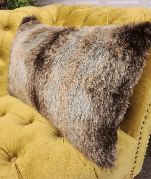 Cheap rectangular faux fur cushion covers