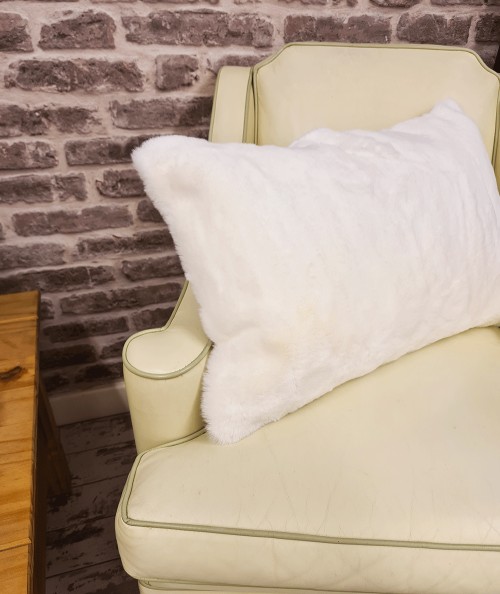 Luxury off white rectangular faux fur cushions