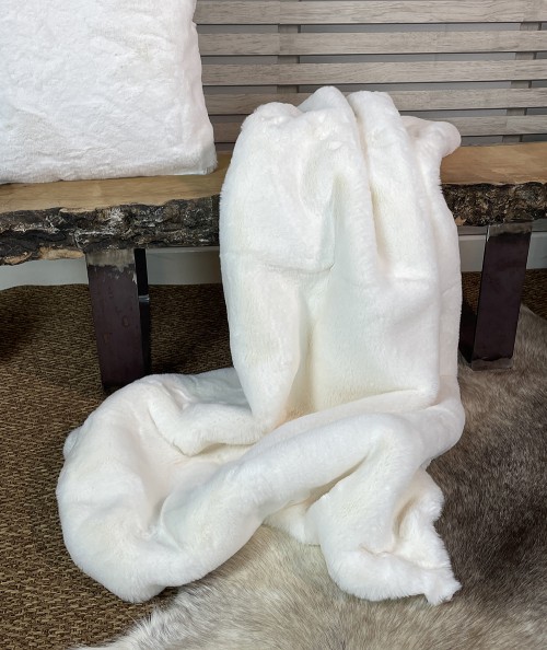 Richmond Cream luxury faux fur throw