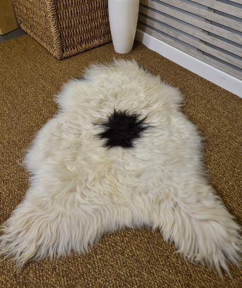 Black & White Icelandic Sheepskin Rug 0138