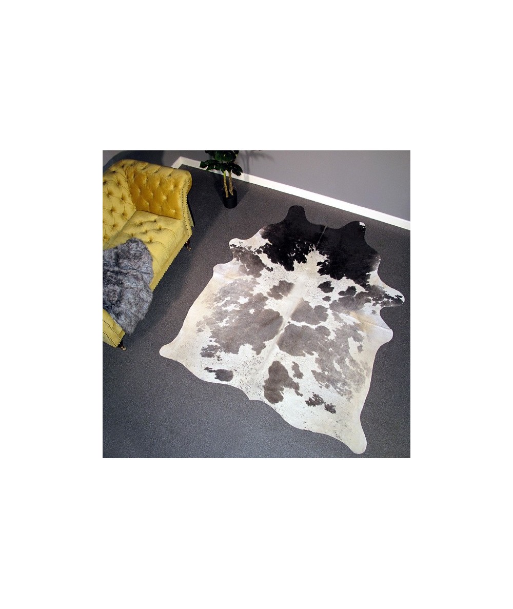 X/Large Black, Grey and off-white Cowhide Rug CR00142